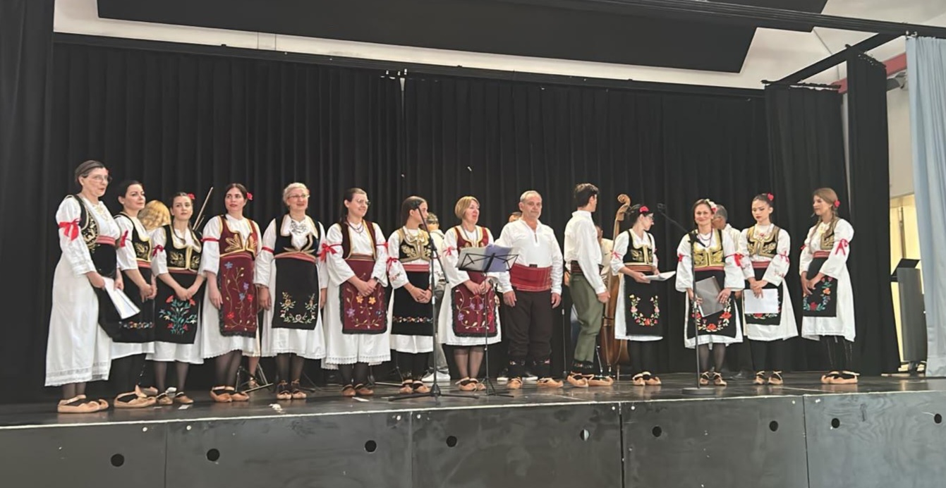 Folklor na sceni